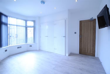 6 bed house, Fletcher Road, Beeston, NG92EL - Image 12